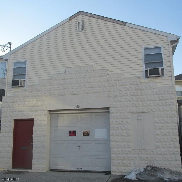 1320 White St - Photo 1