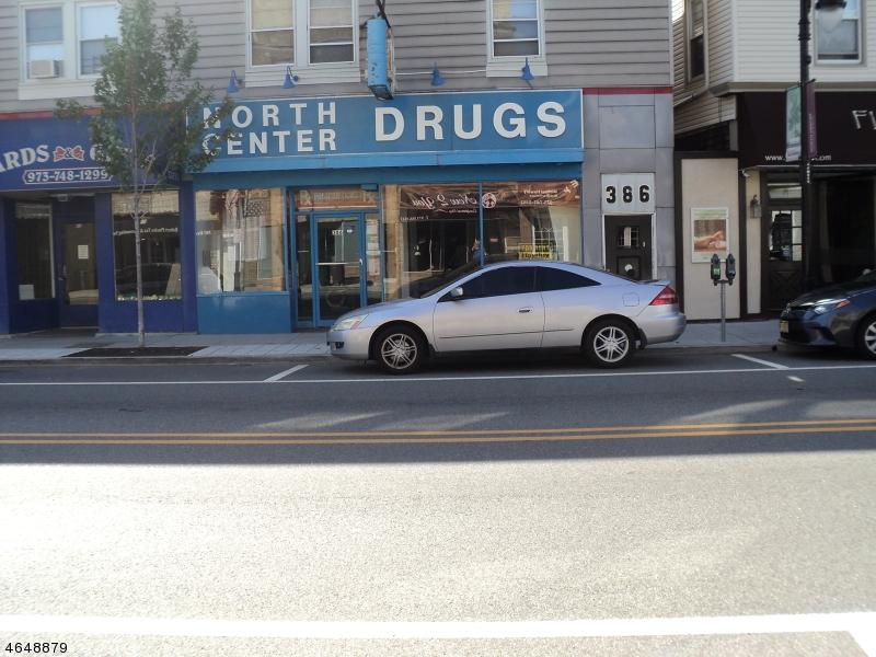 386 Broad St - Photo 1