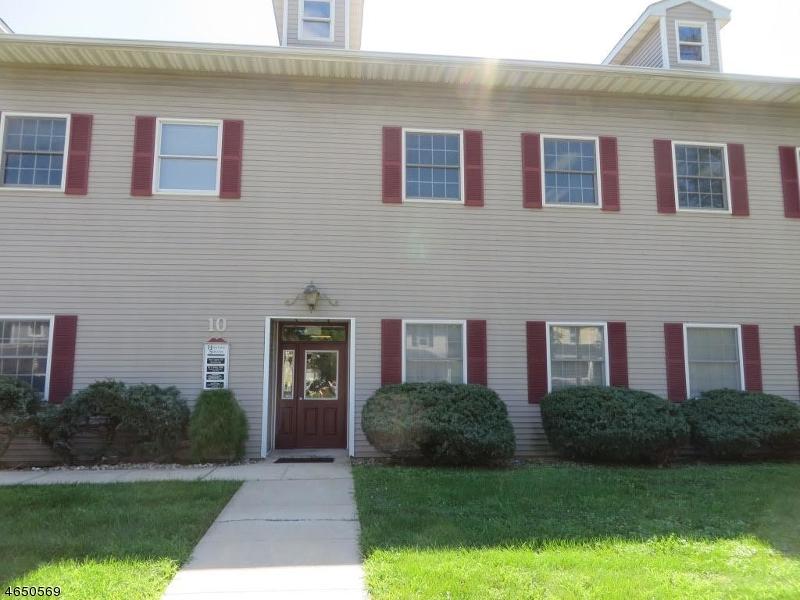 10 N Gaston Ave - Photo 1