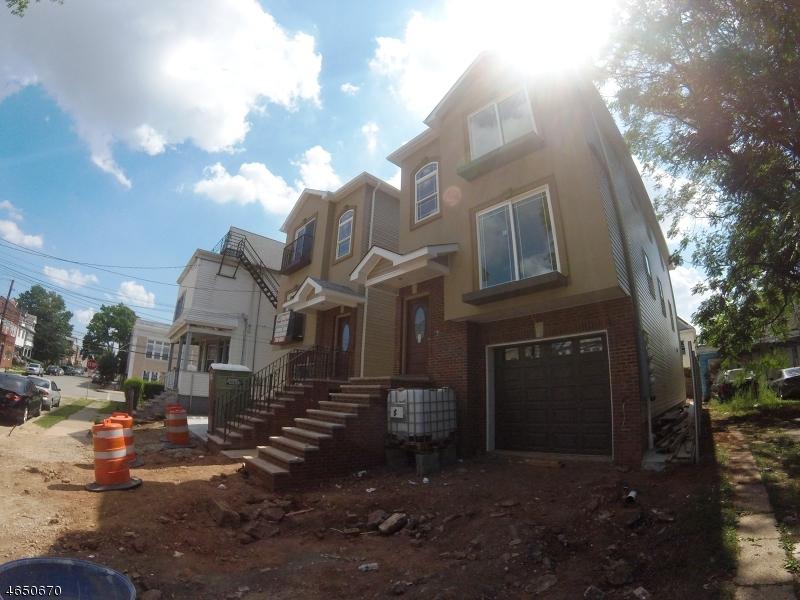 325 S Park St - Photo 1