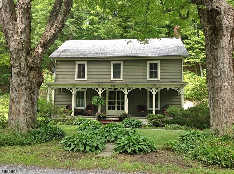 79 Cemetery Rd - Photo 1