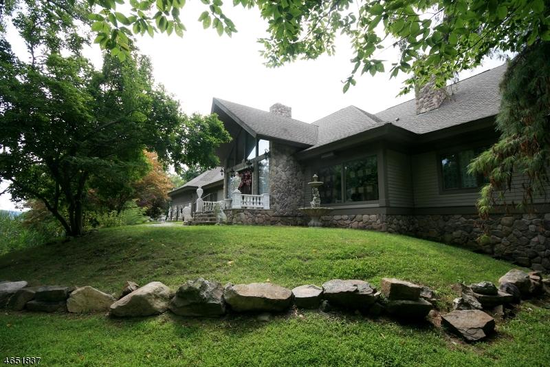 752 W Shore Dr - Photo 1