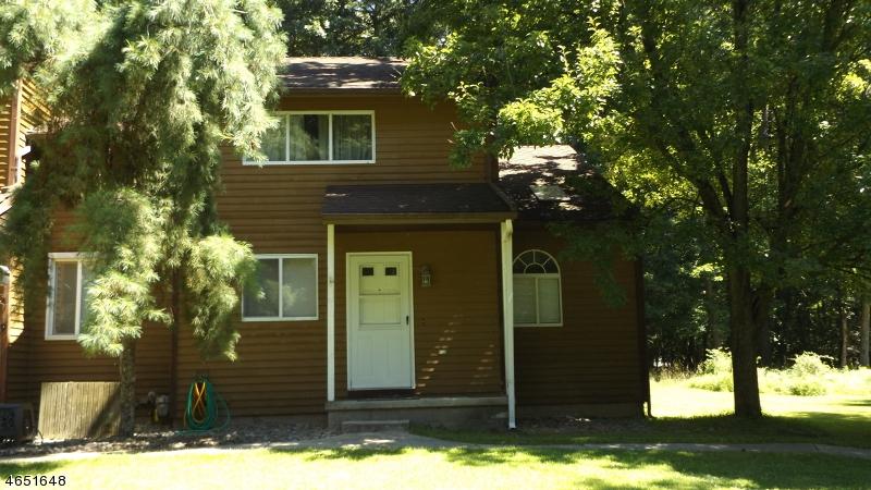601 Sleepy Hollow Rd - Photo 1