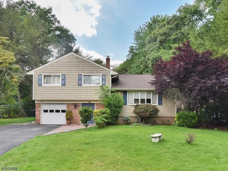 44 Ridgewood Rd - Photo 1