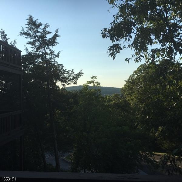 1 Big Sky Dr, Unit 6 - Photo 1