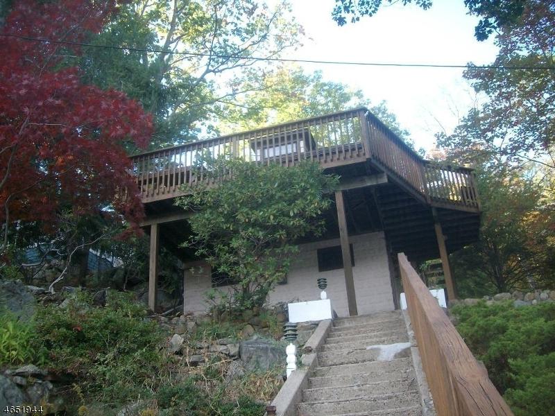 237 Squaw Trl - Photo 1