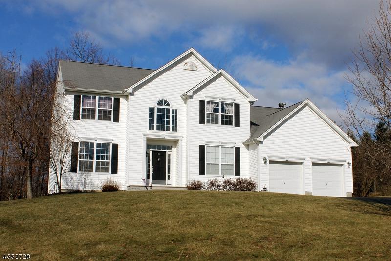 24 Saunders Ln - Photo 1