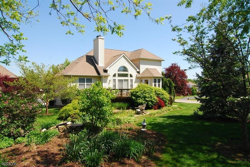22 Witherwood Dr - Photo 1