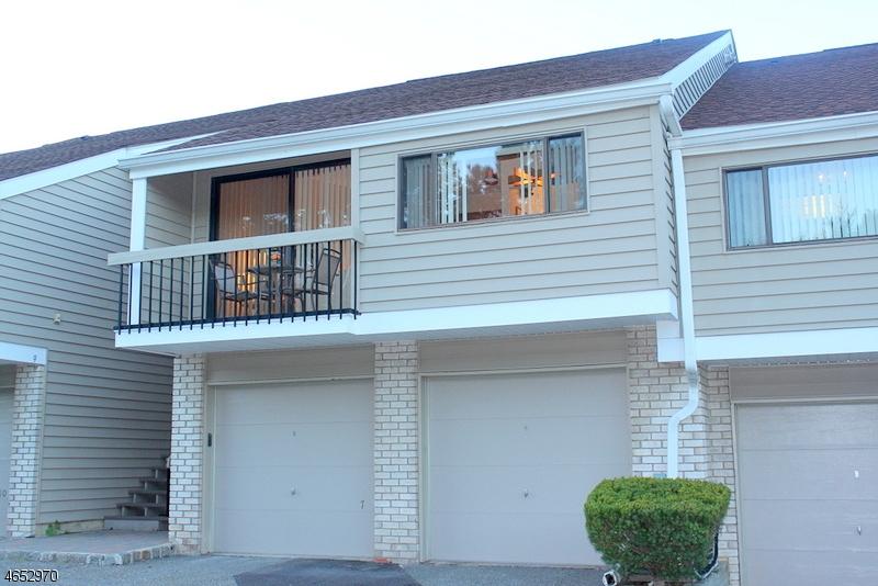 8 The Crescent - Photo 1