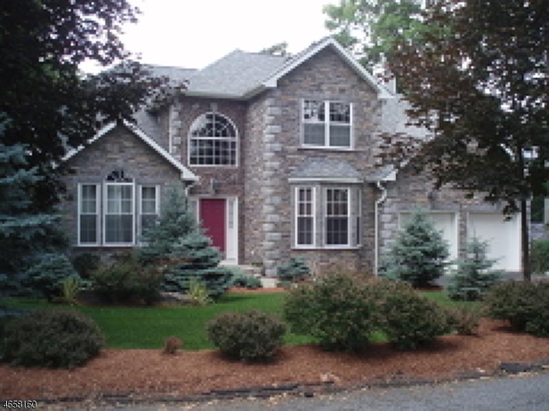 11 Crestwood Trl - Photo 1