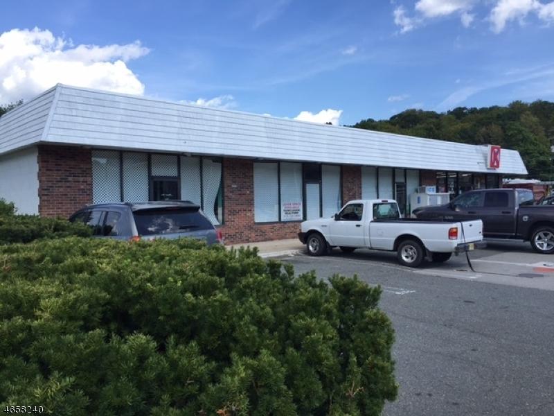 235 Newton Sparta Rd - Photo 1