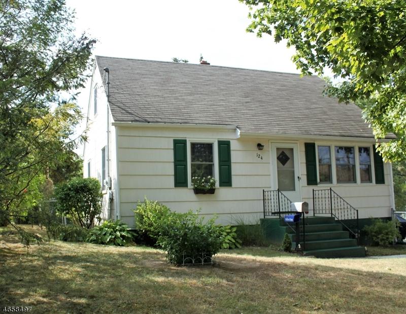 124 Elmhurst Drive - Photo 1