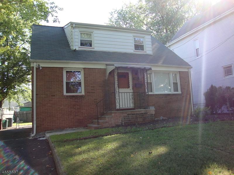 527 Myrtle Ave - Photo 1