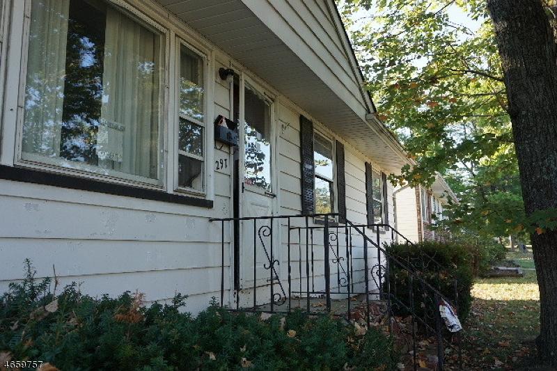 297 Jefferson Ave - Photo 1