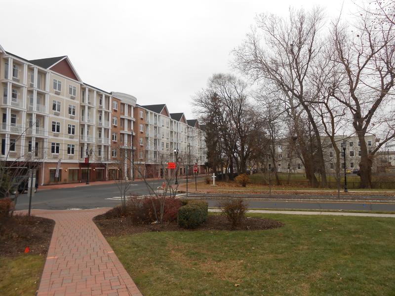 530 E Main St - Photo 1