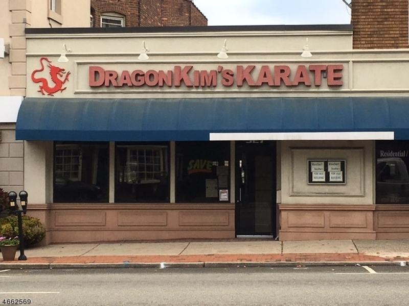 327 Bloomfield Ave - Photo 1
