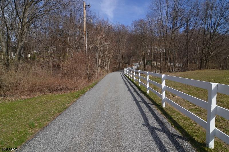 11 Estate Dr - Photo 1