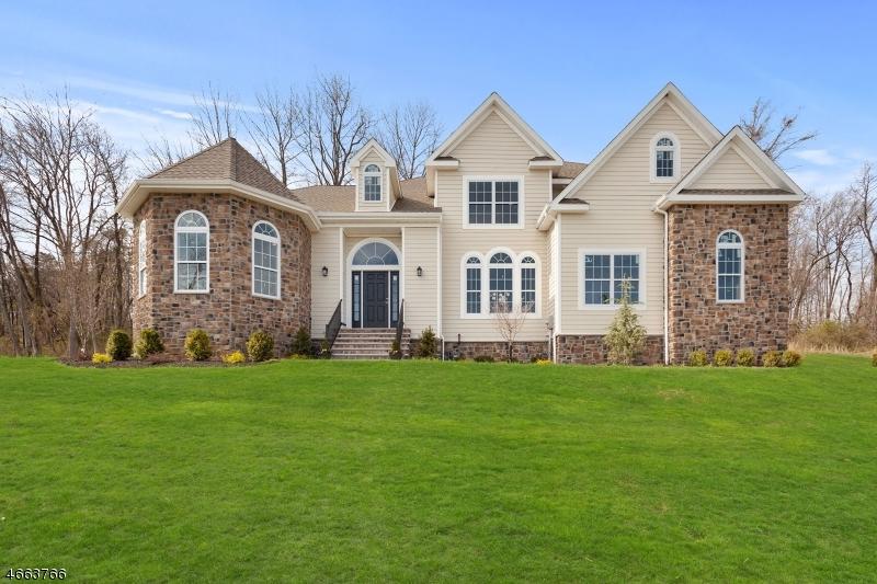 18 Glacier Way - Photo 1