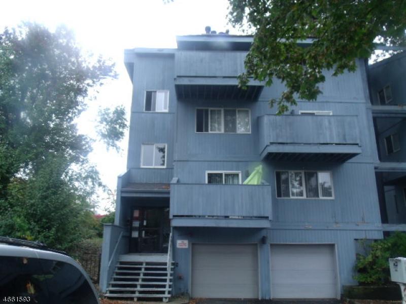 142 Main Ave - Photo 1