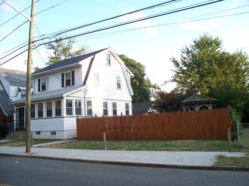 128 Ivy St - Photo 1