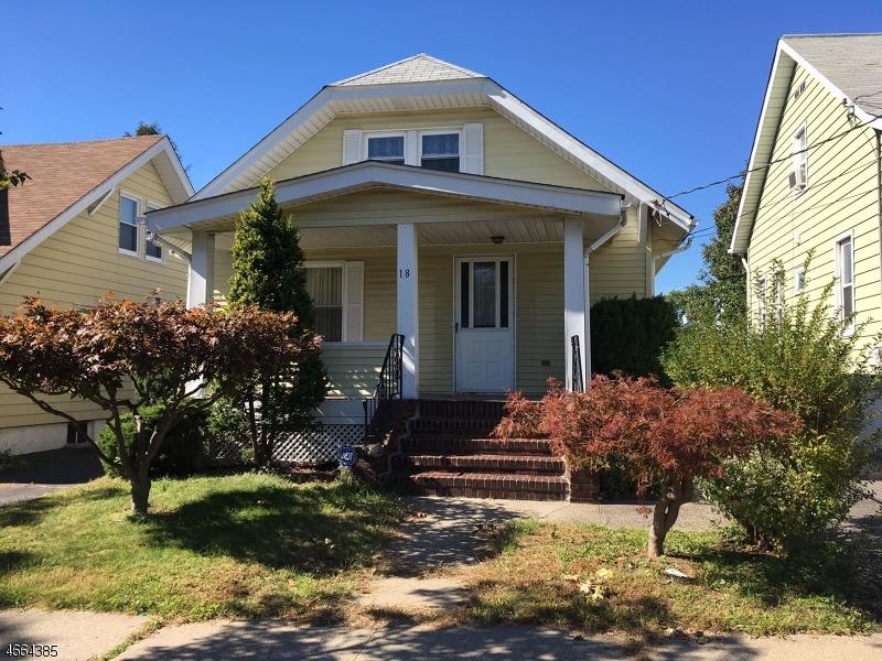 18 Byron Pl - Photo 1