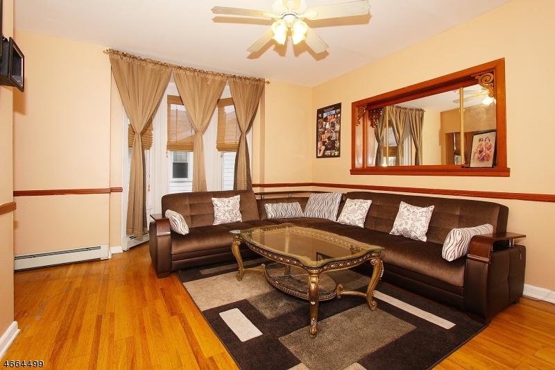 117 W Gibbons St - Photo 1