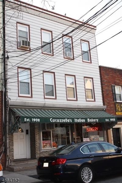 196 Jefferson St - Photo 1