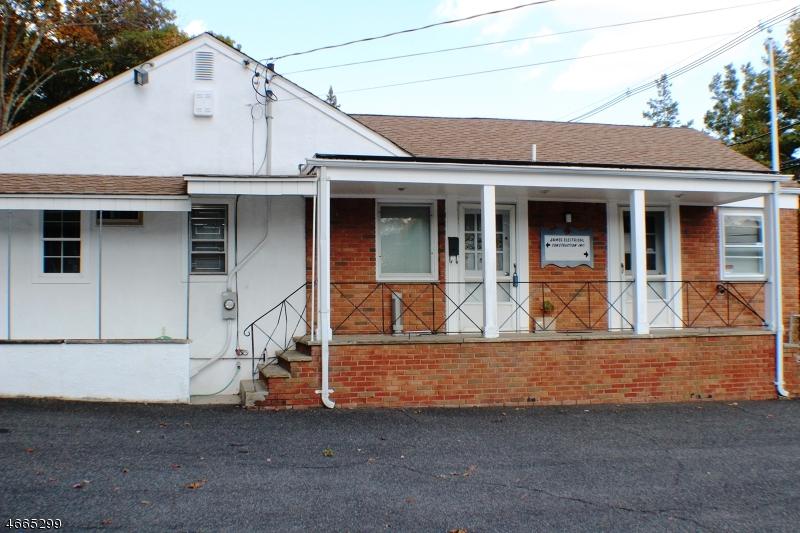 211 Kingston Rd - Photo 1