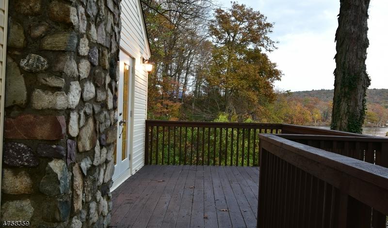 521 Lake Shore Dr - Photo 1
