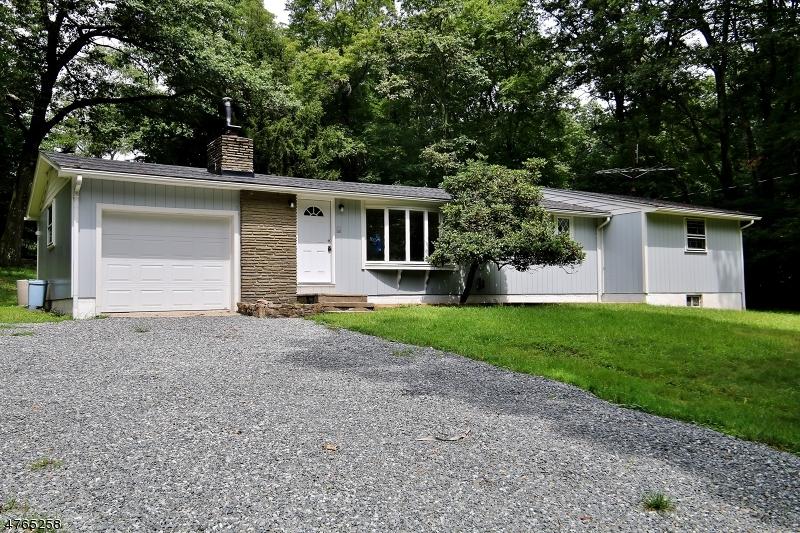 567 E Hill Rd - Photo 1