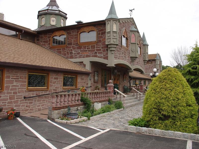 84 Park Ave - Photo 1