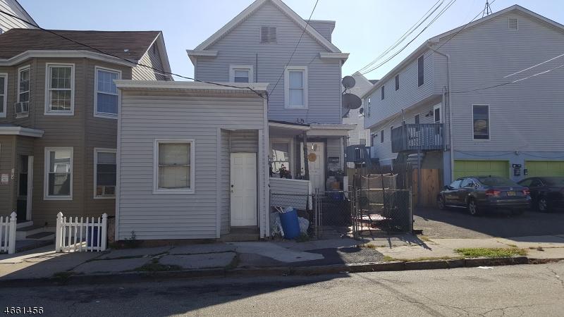 102 Carlisle Ave - Photo 1