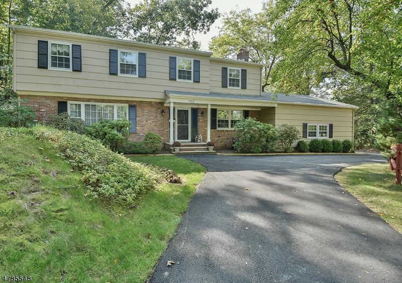142 Tall Oaks Dr - Photo 1