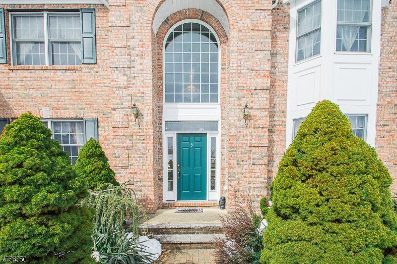 5 Hearthstone Dr - Photo 1