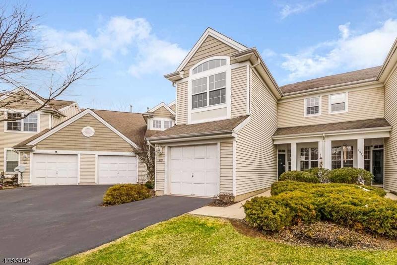 1056 Deerhaven Ter - Photo 1