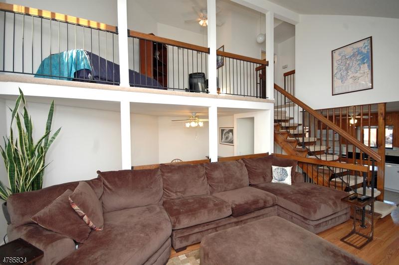 34 Bloomingdale Dr - Photo 1