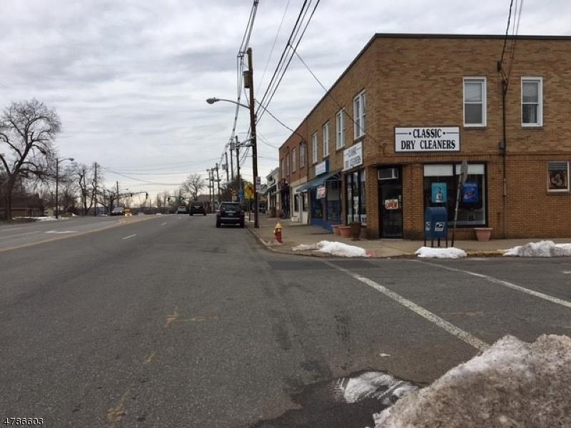 665 Bloomfield Ave - Photo 1