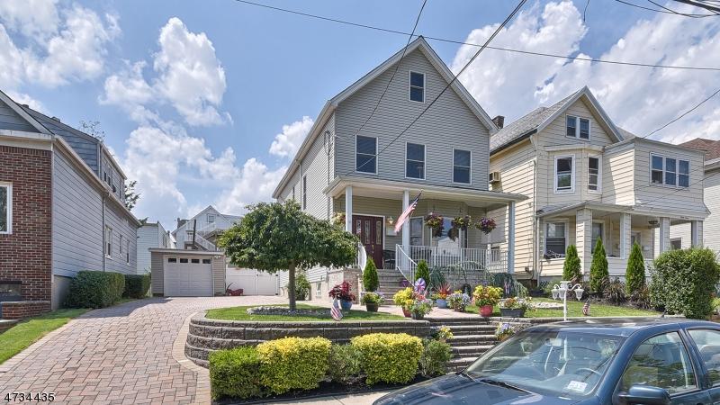 35 Humphrey Ave - Photo 1