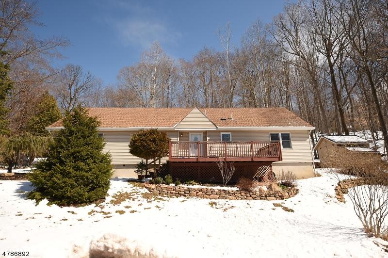 44 Northwood Dr - Photo 1