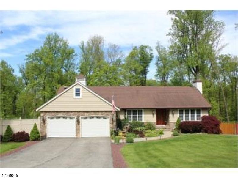 14 Heritage Dr - Photo 1