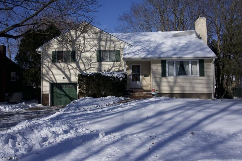 185 Muriel Ave - Photo 1