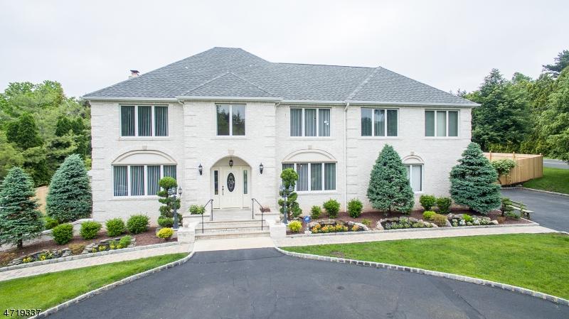 1 Winchester Dr - Photo 1
