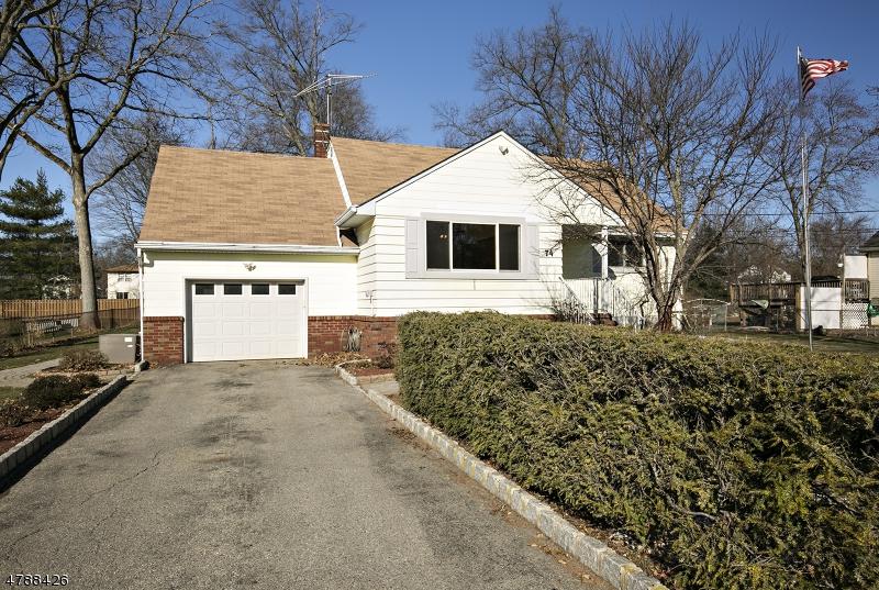74 Poplar St - Photo 1