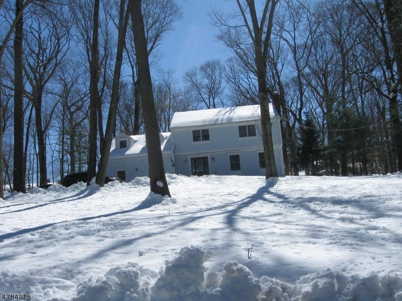 12 Redwood Rd - Photo 1