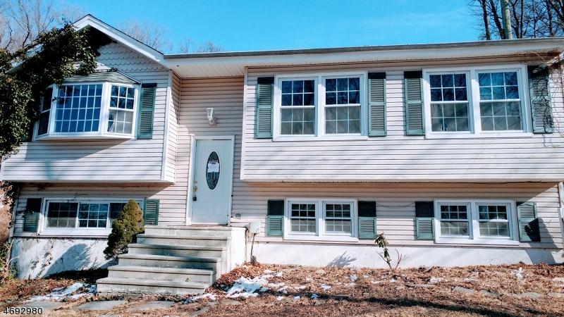 13 Crest Hill Dr - Photo 1