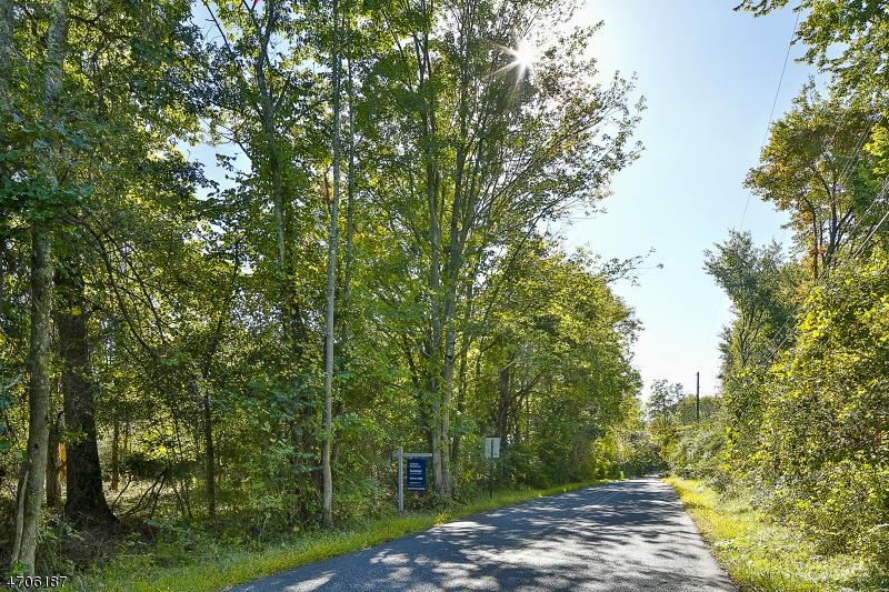 145 Rock Rd W - Photo 1