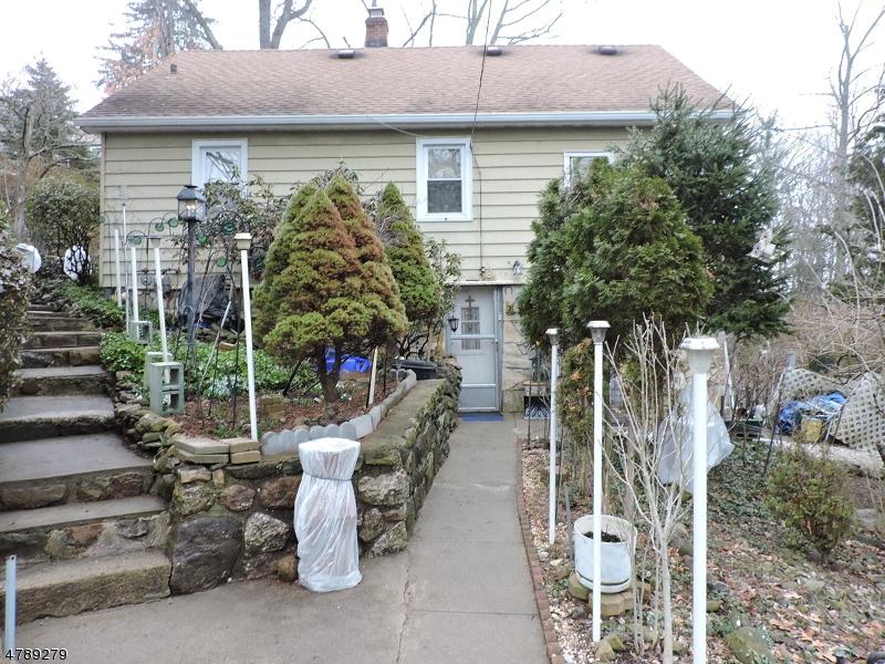83 Mount Pleasant Ave - Photo 1