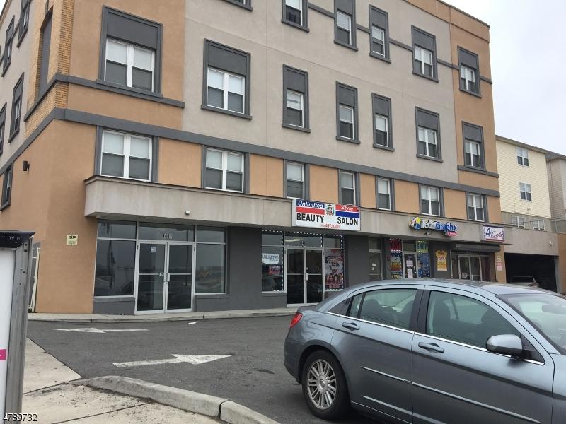 152 Mt Pleasant Ave - Photo 1
