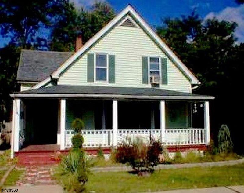 293 Spring St - Photo 1