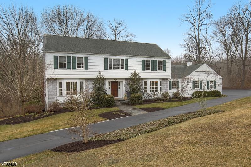 126 Lees Hill Rd - Photo 1